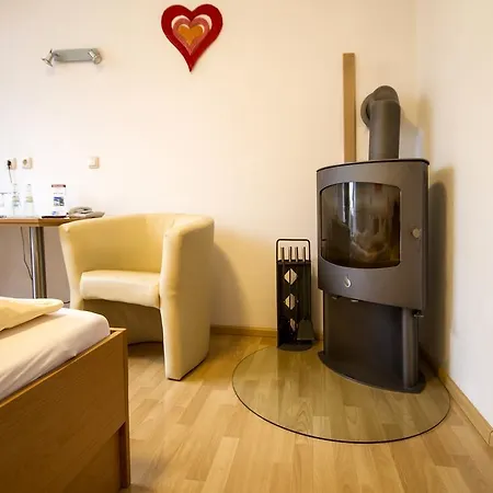 Hotel-restaurant Haus Berger ホテル フィーアゼン