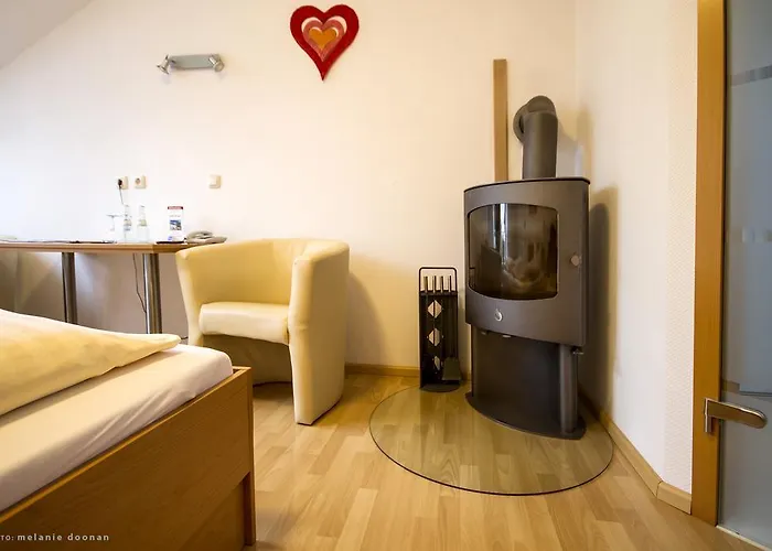 Hotel-restaurant Haus Berger Отель Фирзен