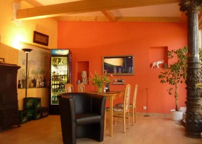 Hotel-restaurant Haus Berger Отель Фирзен