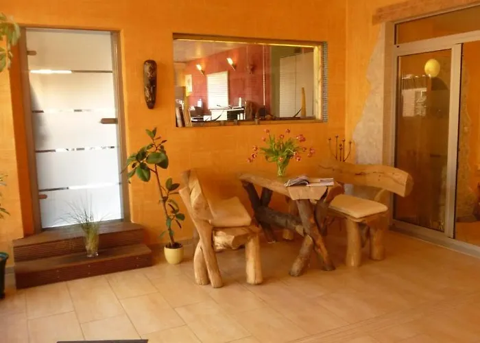 Отель Hotel-restaurant Haus Berger